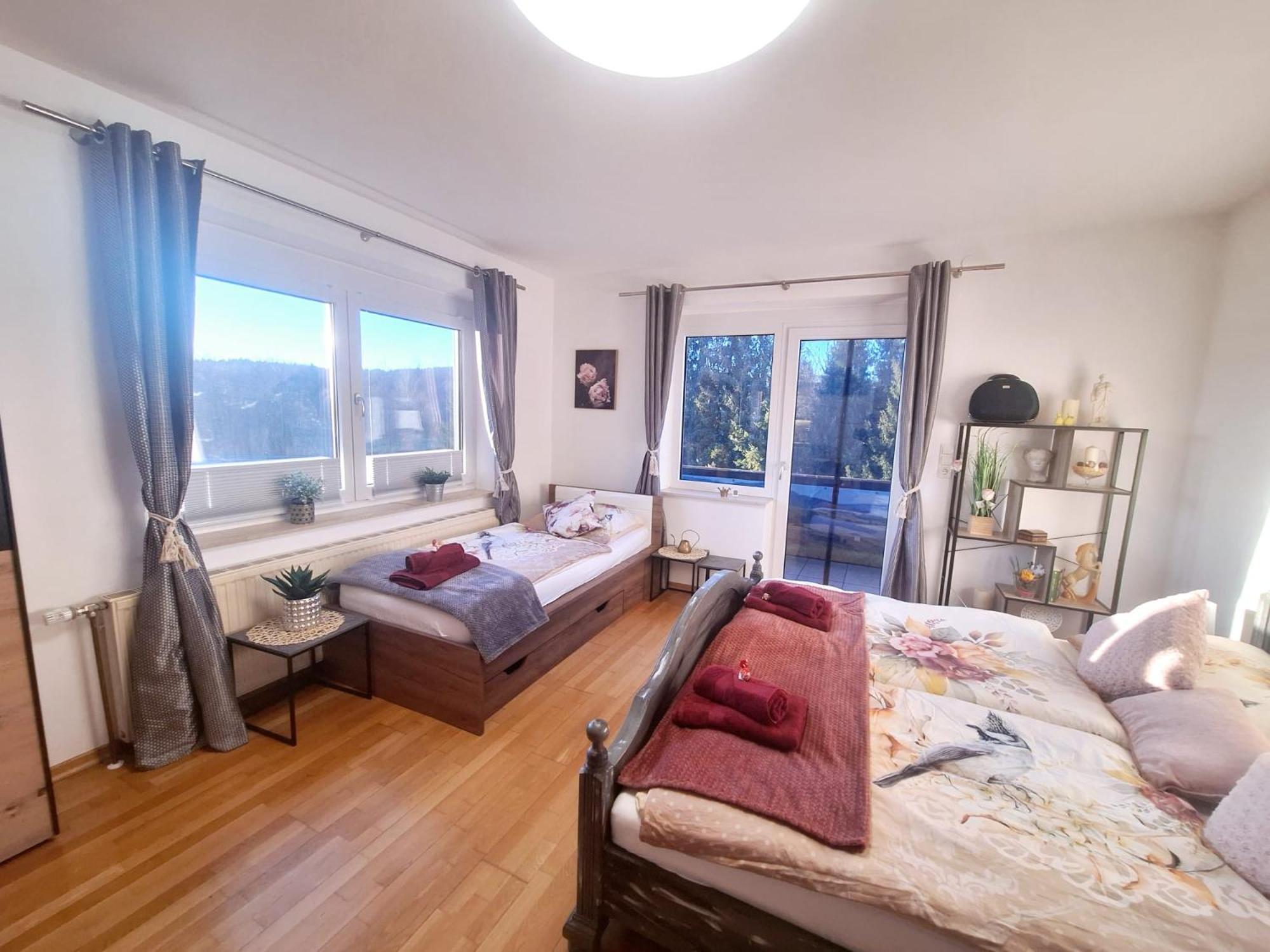 Homew4 - Rosen Apartment Hoheneich Buitenkant foto